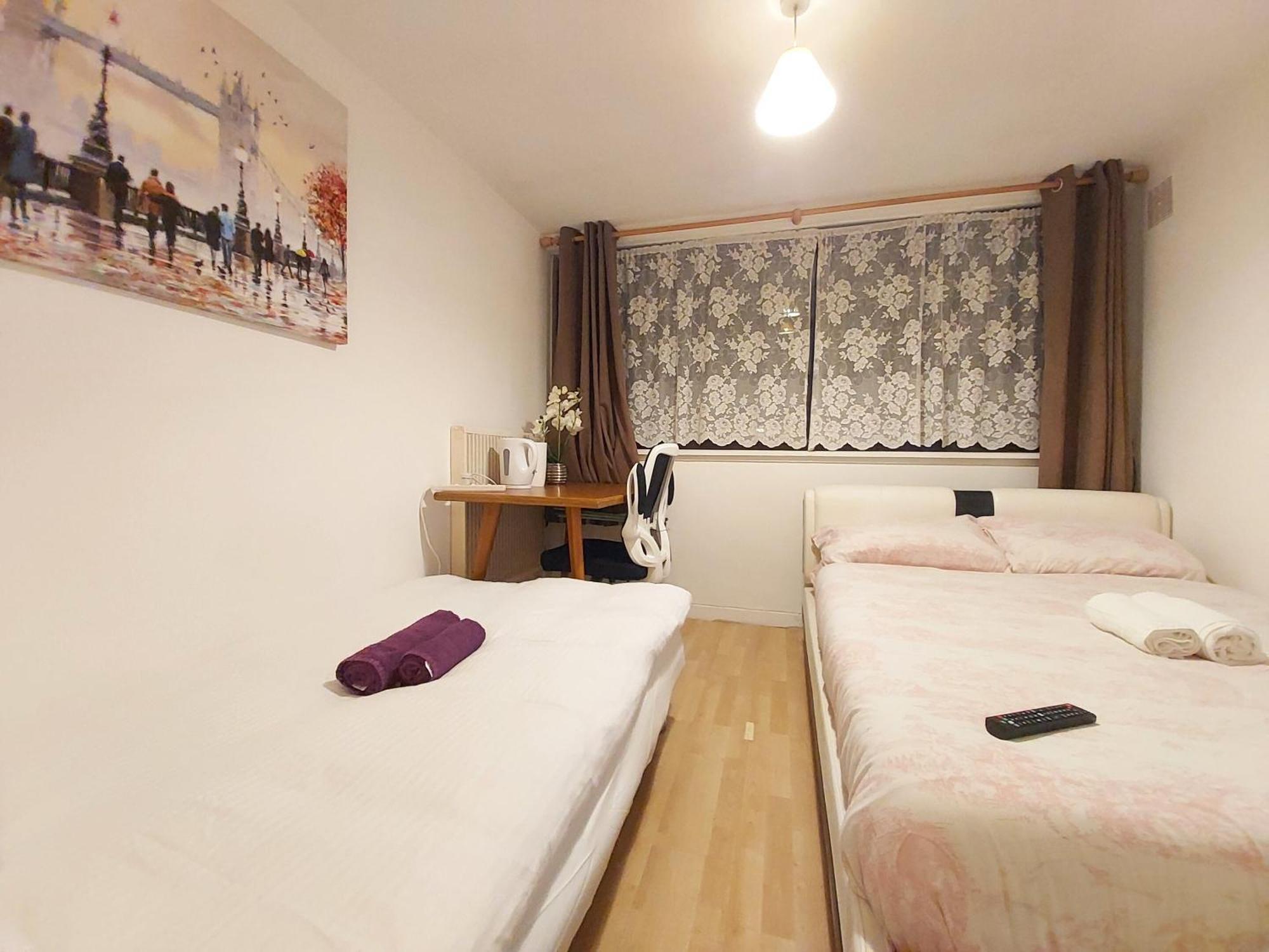 London Harford House Rooms Bilik gambar
